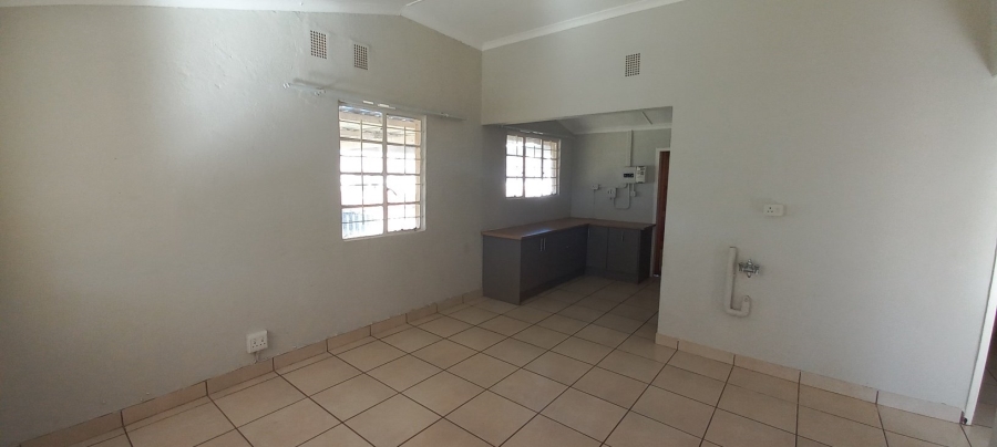 To Let 2 Bedroom Property for Rent in Loch Athlone Free State